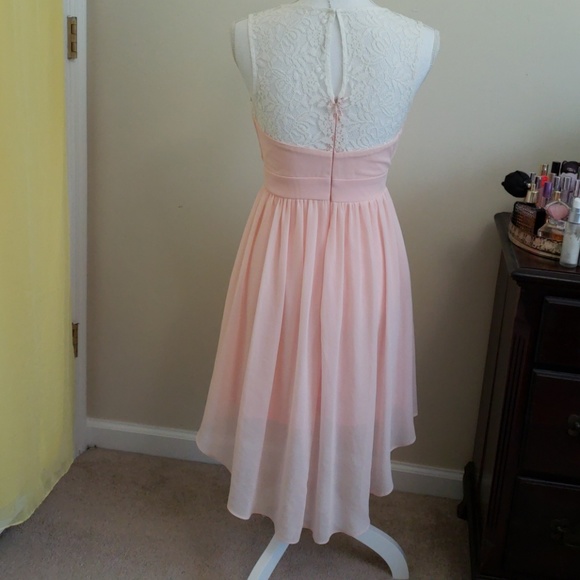 Point Dress - Picture 5 of 5